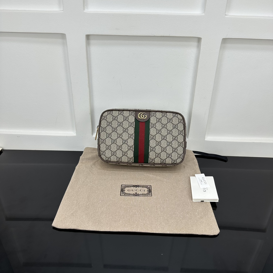 Gucci Clutch Bags